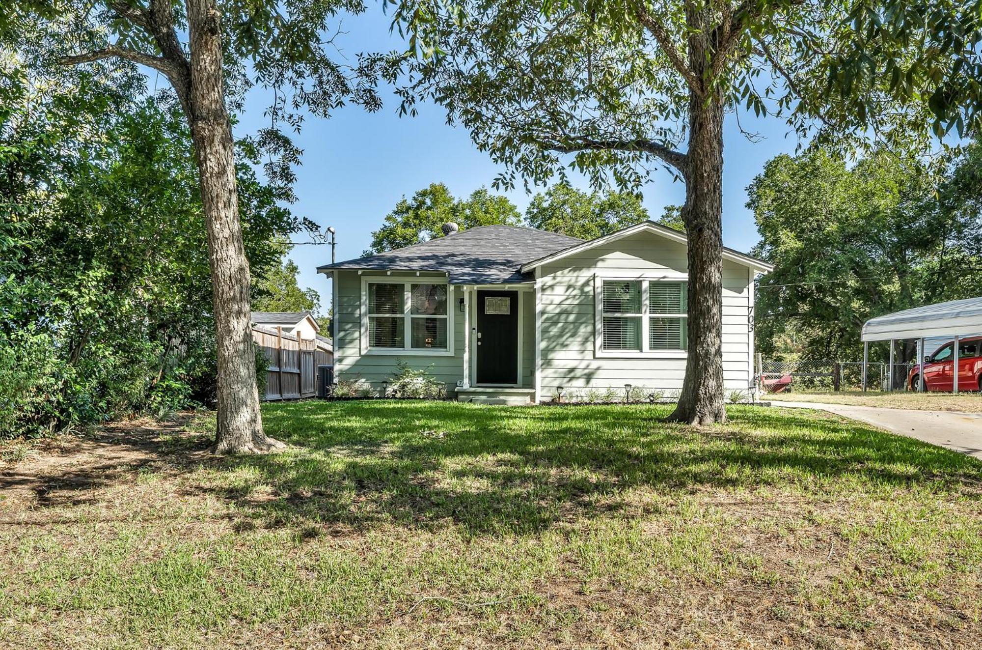 The Green Emerald Brenham Esterno foto